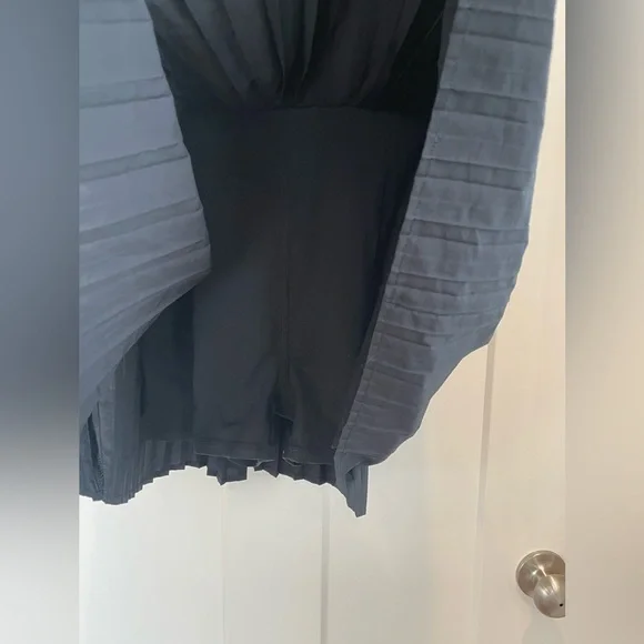 Fabletics Hot Shot Pleated Classic Mini Athletic Dress Black Size M - Picture 6 of 8